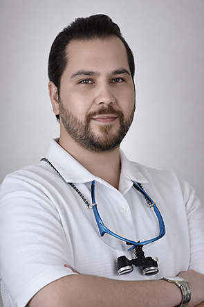 دکتر حمزه مغفوری